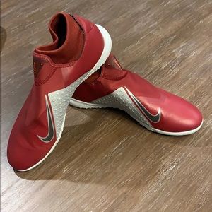 Nike Phantom Vision indoor soccer shoes